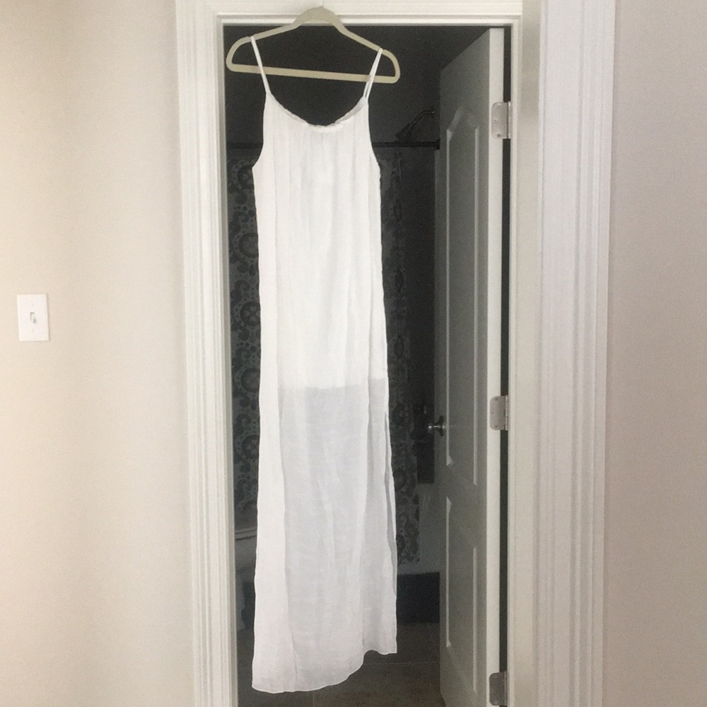 White Maxi dress